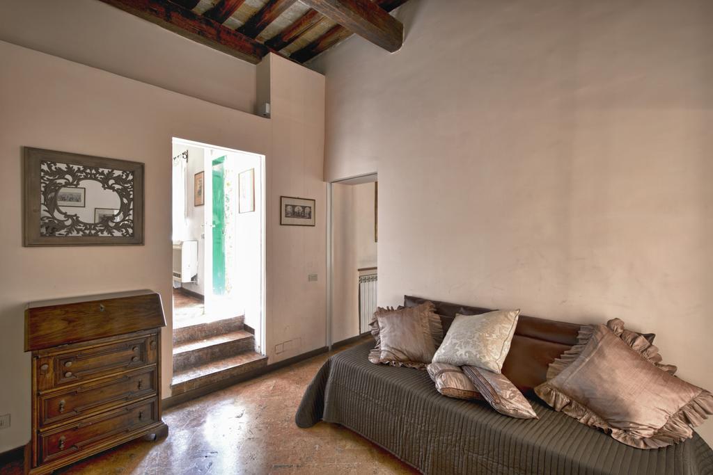 Stelletta Terrace Apartment